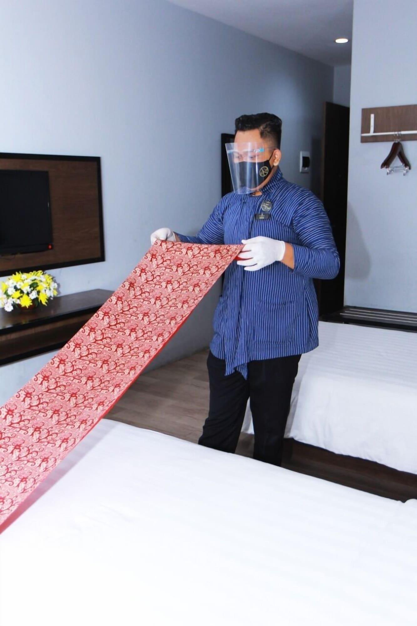 Grand Kangen Hotel Urip Sumoharjo Джокьякарта Экстерьер фото