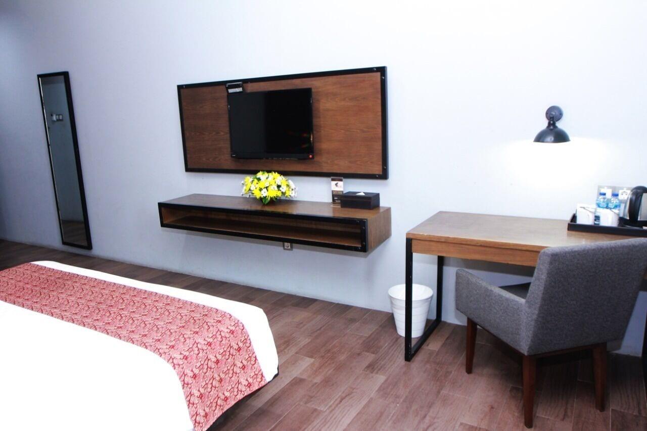Grand Kangen Hotel Urip Sumoharjo Джокьякарта Экстерьер фото