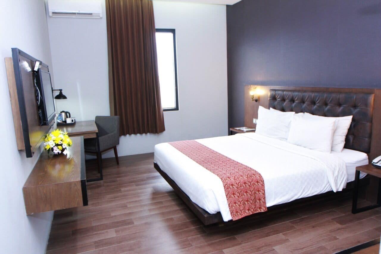 Grand Kangen Hotel Urip Sumoharjo Джокьякарта Экстерьер фото