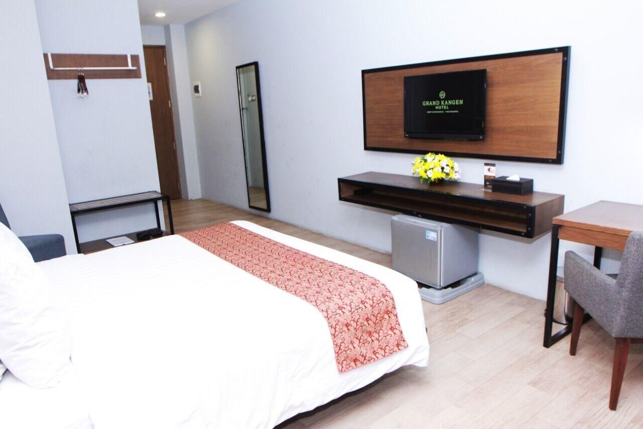Grand Kangen Hotel Urip Sumoharjo Джокьякарта Экстерьер фото