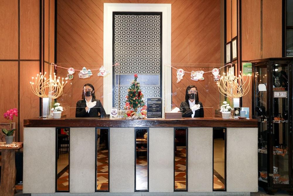 Grand Kangen Hotel Urip Sumoharjo Джокьякарта Экстерьер фото